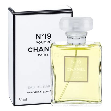 Chanel No 19 Poudre .